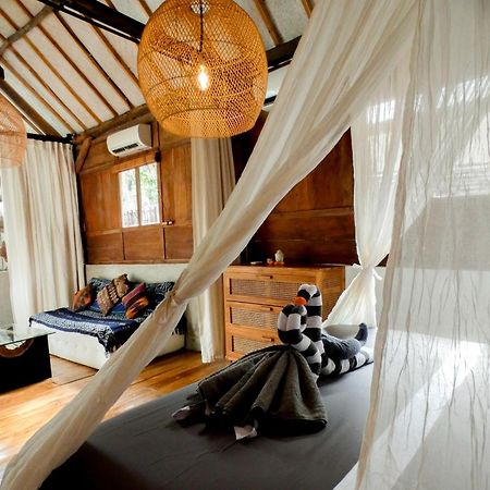 Musa Bintang Villas And Bungalows Gili Air Buitenkant foto