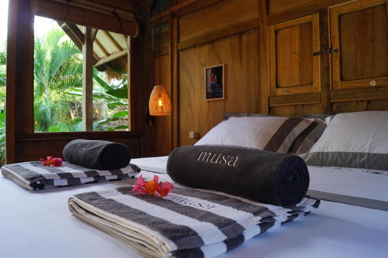 Musa Bintang Villas And Bungalows Gili Air Buitenkant foto