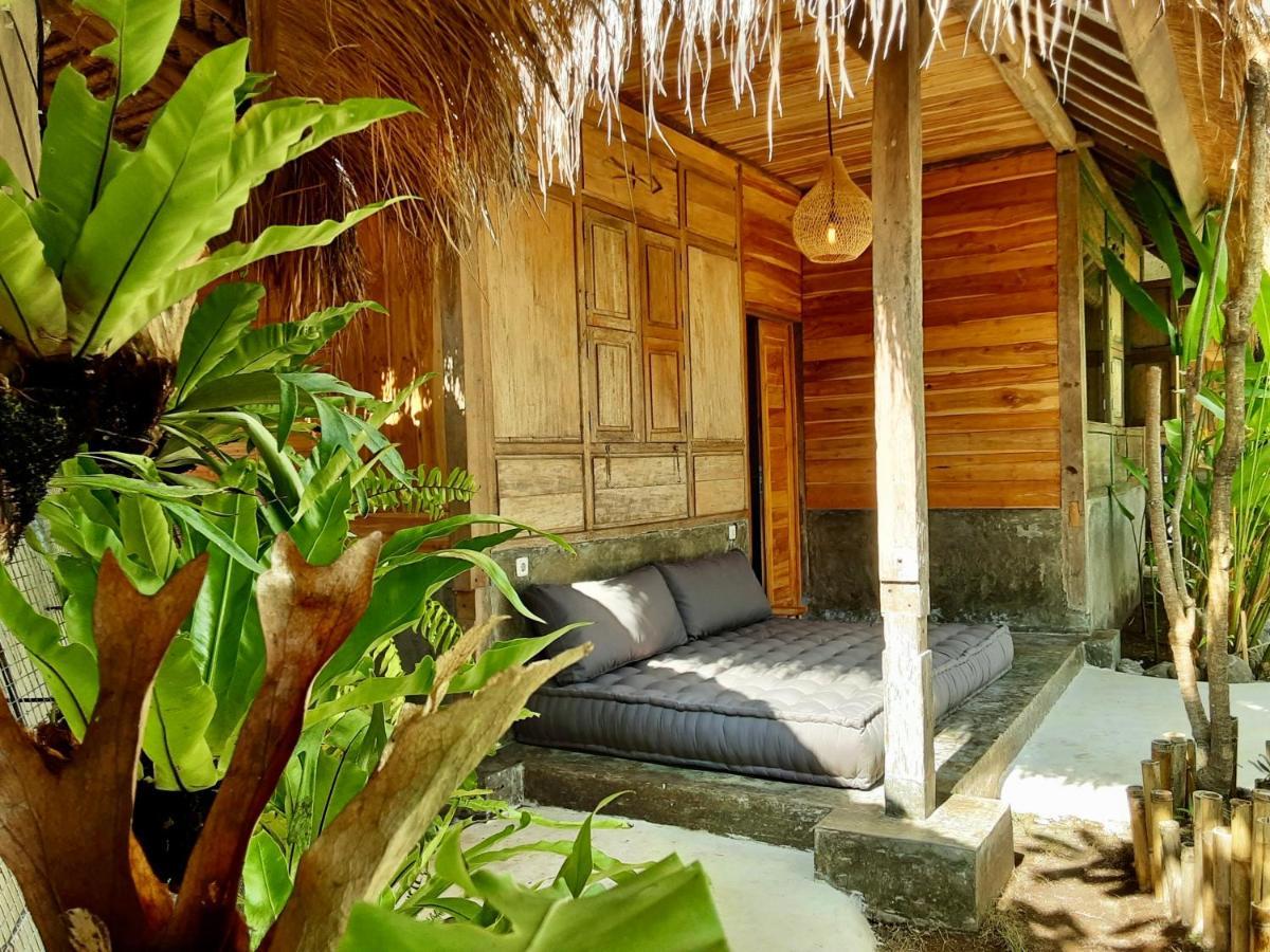 Musa Bintang Villas And Bungalows Gili Air Buitenkant foto