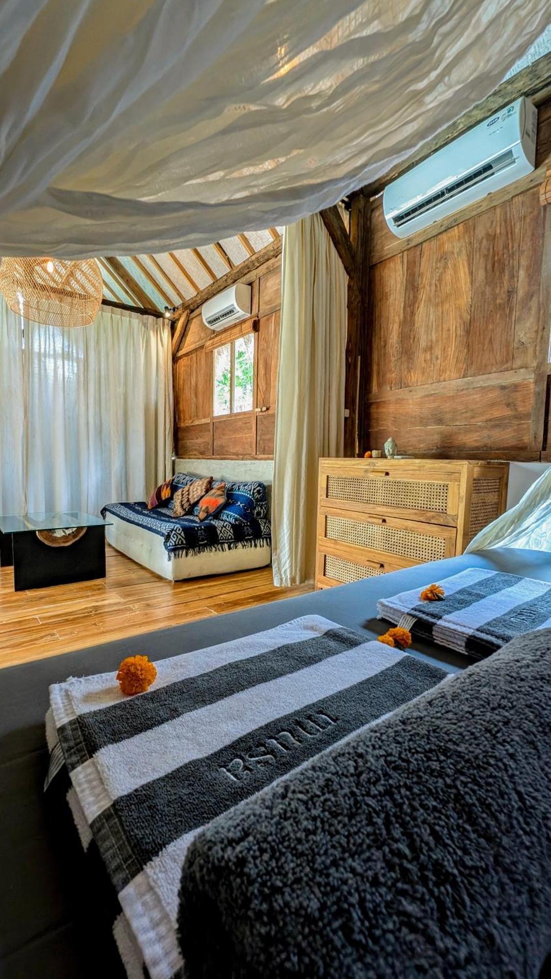 Musa Bintang Villas And Bungalows Gili Air Kamer foto